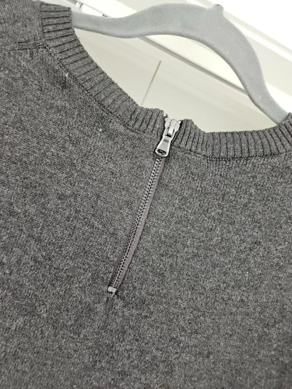 H&M Wool Blend Dark Grey Wide Sleeve Knit Sweater Pullover Gray Medium Lounge